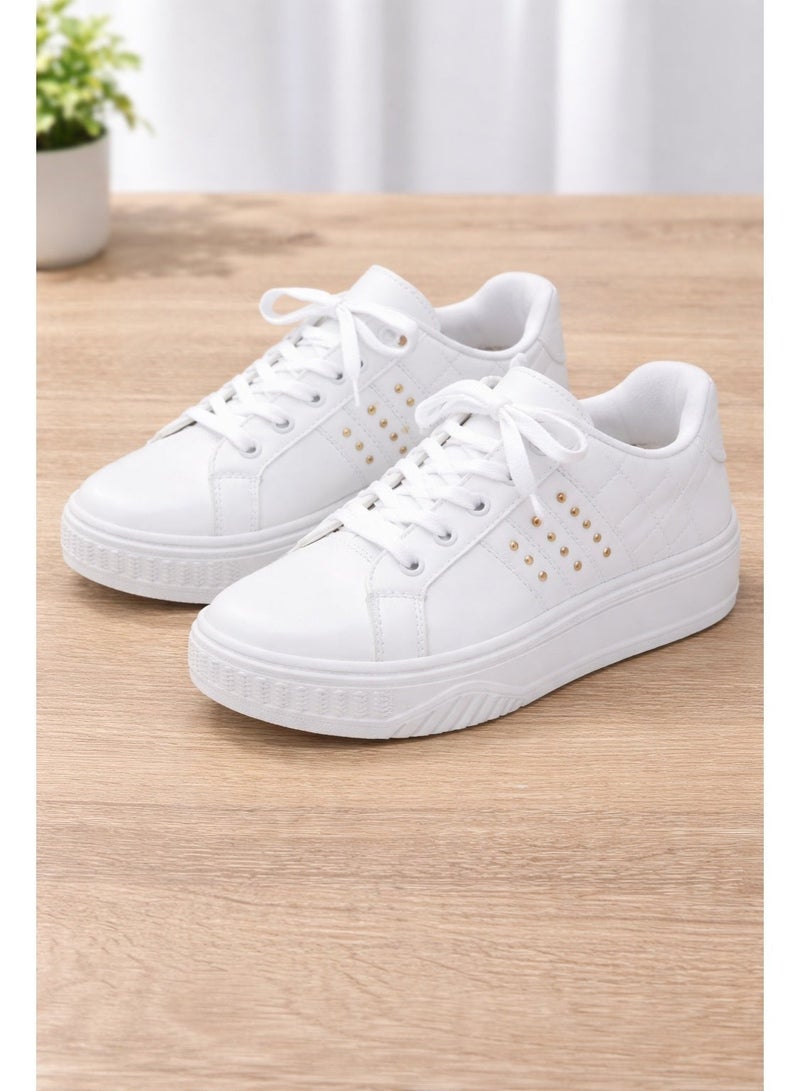 شوز كوتش حريمي و بناتي أبيض سنيكرز ترندي سبور، تصميم مريح بتفاصيل استرس ذهبي، مناسب للوك الكاجوال اليومي والمشاوير واللبس العملي كود 5001 - Image 3